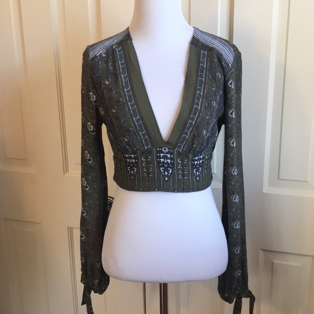 Free People Long Sleeve Print Crop Top - Picture 2 of 8